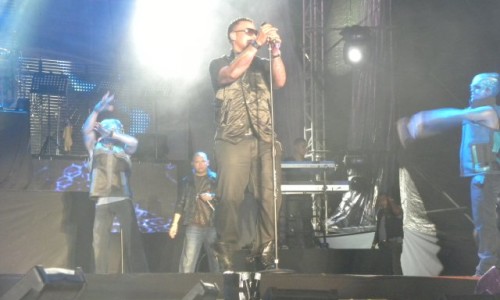 Don-Omar-_cantara_en_premios_soberano