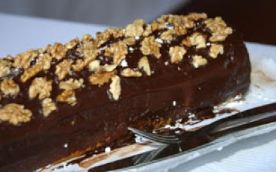 Postre-Arrollado-helado-chocolate