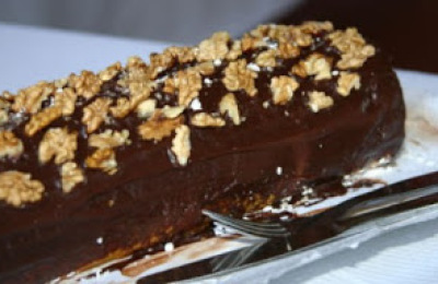 Postre-Arrollado-helado-chocolate