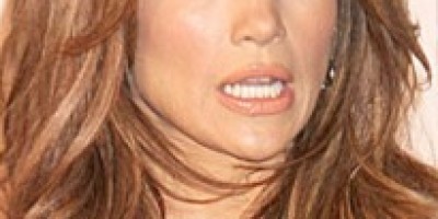 Jennifer-Lopez--205x300