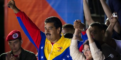 Maduro-obtiene-una-ajustadsima-victoria-que-el-opositor-Capriles-no-reconoce