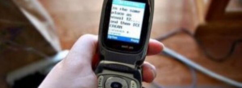 celular-sms-mensaje-texto-300x200