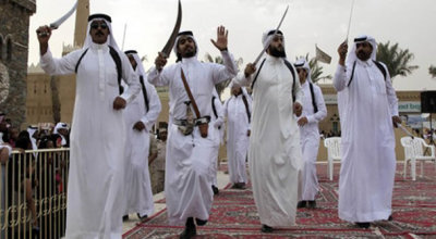 deportan_tres_hombres_por_ser_buen_mozos_en_ArabiaSaudita