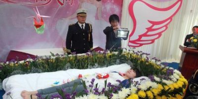 size1_56839_estudiantefuneral