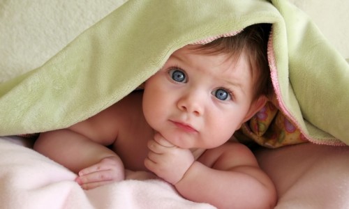 sommeil-de-bebe-decouvrez-des-conseils-en-ligne-id647