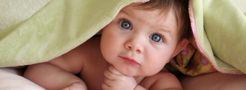 sommeil-de-bebe-decouvrez-des-conseils-en-ligne-id647