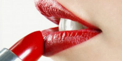 120822054314_lipstick_304x171__nocredit
