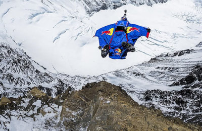 rompe-record-_salta_desde_el_everest