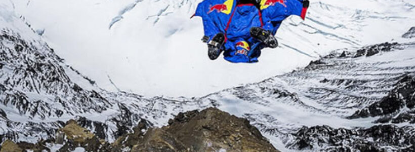 rompe-record-_salta_desde_el_everest
