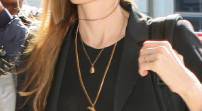 rs_293x473-130327171954-634.2jolie.ls.32713