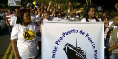 Cientos-de-personas-marchan-en-reclamo-de-la-ampliacin-de-la-autova_1