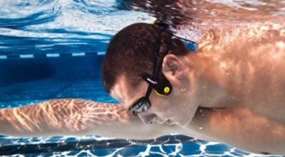 Gafas-para-natacin-con-MP3-y-auriculares