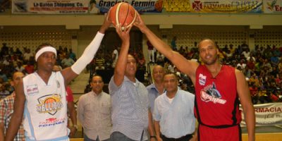 mellizos_ganan_a_shark_sosua