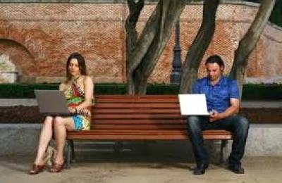 parejas-que-se-conocen-en-Internet