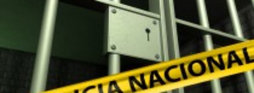 0_a_policia_carcel_210_120