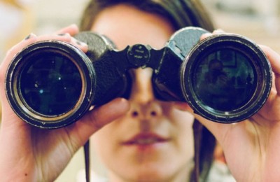 binoculars-660x350