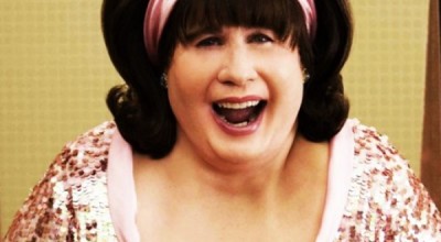 john-travolta-2012-travesti-previo-619x346