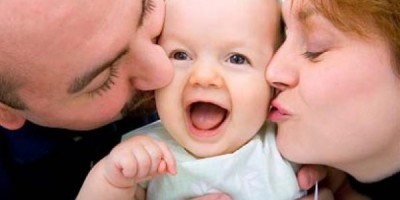 size1_9214_baby-mother-father_1
