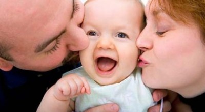 size1_9214_baby-mother-father_1