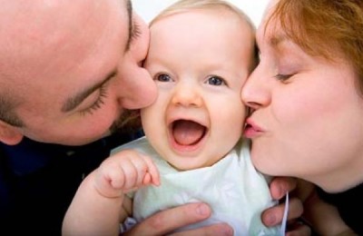 size1_9214_baby-mother-father_1