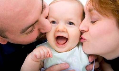 size1_9214_baby-mother-father_1