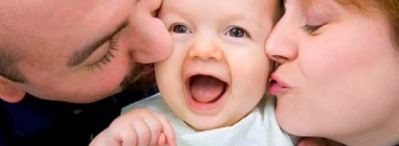 size1_9214_baby-mother-father_1