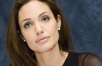 angelina_jolie465732