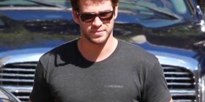 liam-hemsworth-sp-092713