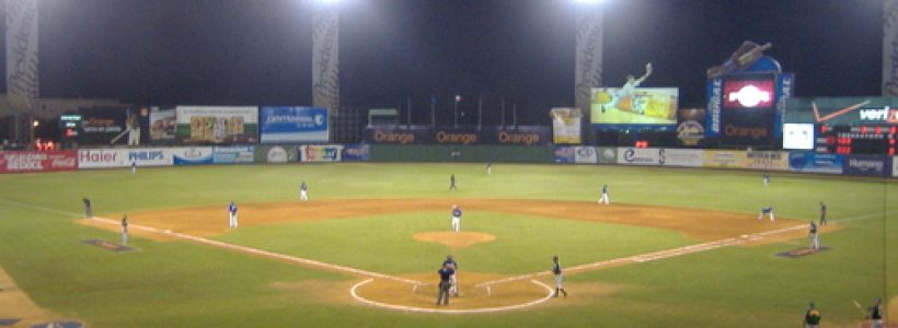 Estadio_Quisqueya2_1fnghffsd