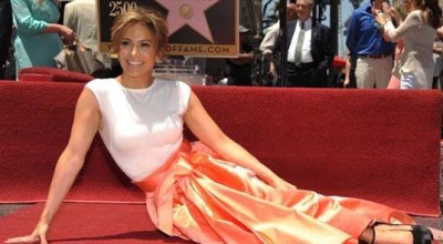 Jennifer-Lopez-17876356