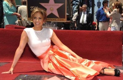 Jennifer-Lopez-17876356
