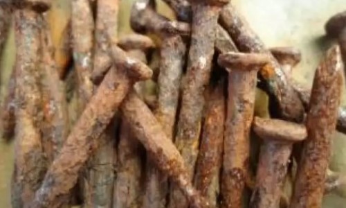 clavo_oxidado