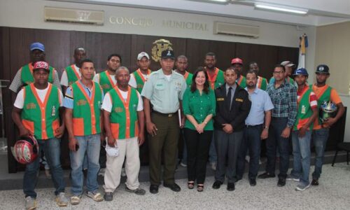 entrega_de_chalecos2013