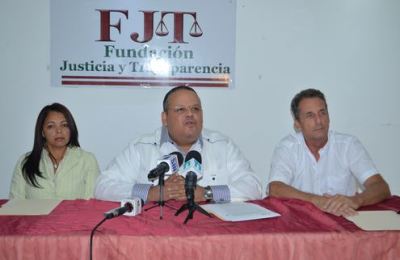 piden_suspender_a_canoa