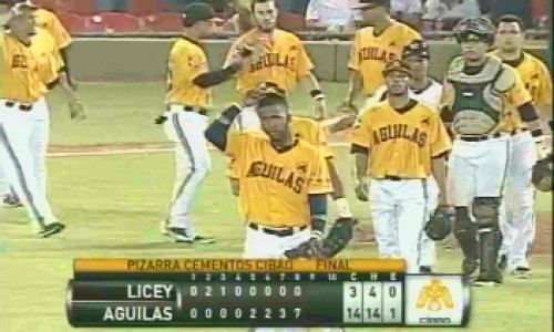 aguilas_aplastan_licey2
