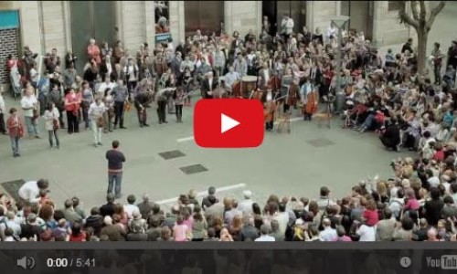 musico-plaza-sorpresa