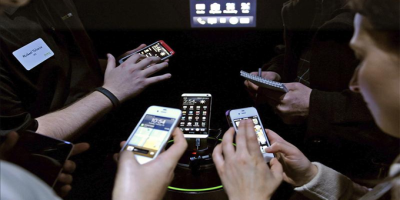 usuarios-celulares_comunicarse_a_la_12