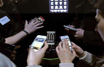 usuarios-celulares_comunicarse_a_la_12