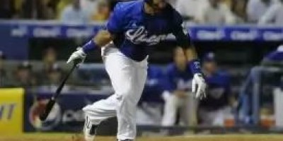 Juan_Francisco_da_triunfo_a_licey