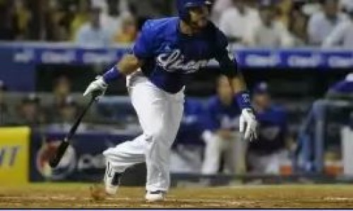 Juan_Francisco_da_triunfo_a_licey
