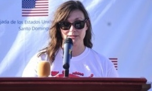 consulado-lanza-campaa-santiago