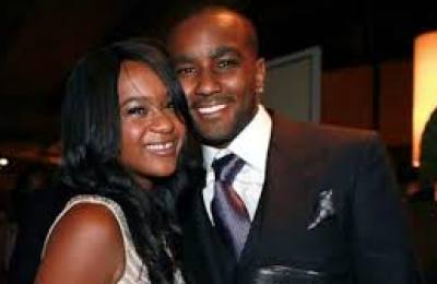 hija_de_whitney_houston_se_casa_con_hermanastro