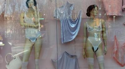 maniquies_con_bello_pubico