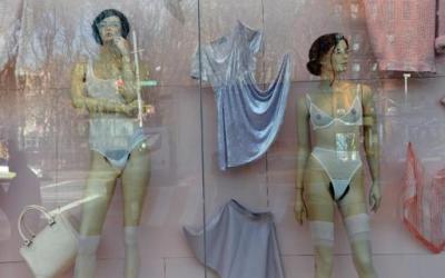 maniquies_con_bello_pubico