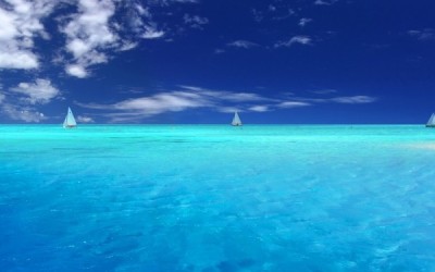 boats-on-the-ocean-wallpapers_14246_1280x800