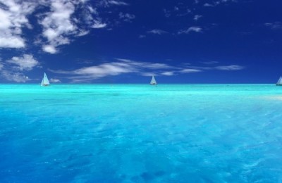 boats-on-the-ocean-wallpapers_14246_1280x800