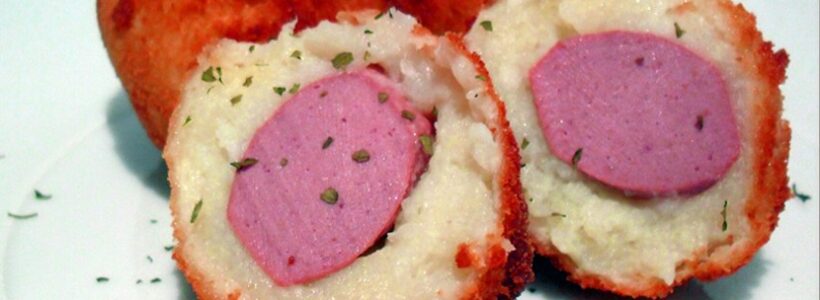 bolas-de-patatas-rellenas-de-salchichas