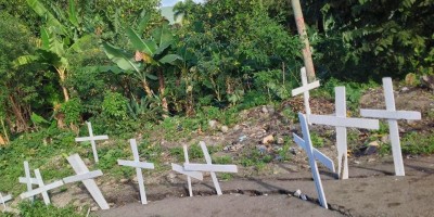 cruces_en_carretera_pop-navarrete