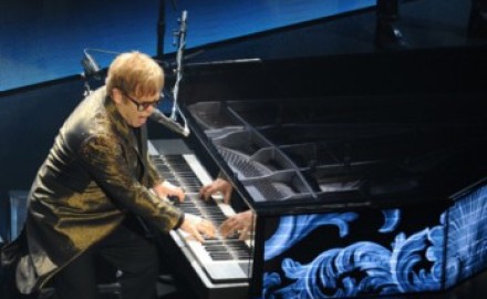 elton_john_y_su_piano