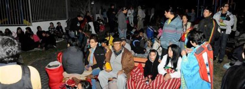 fuerte_replica_en_chile-evacuados